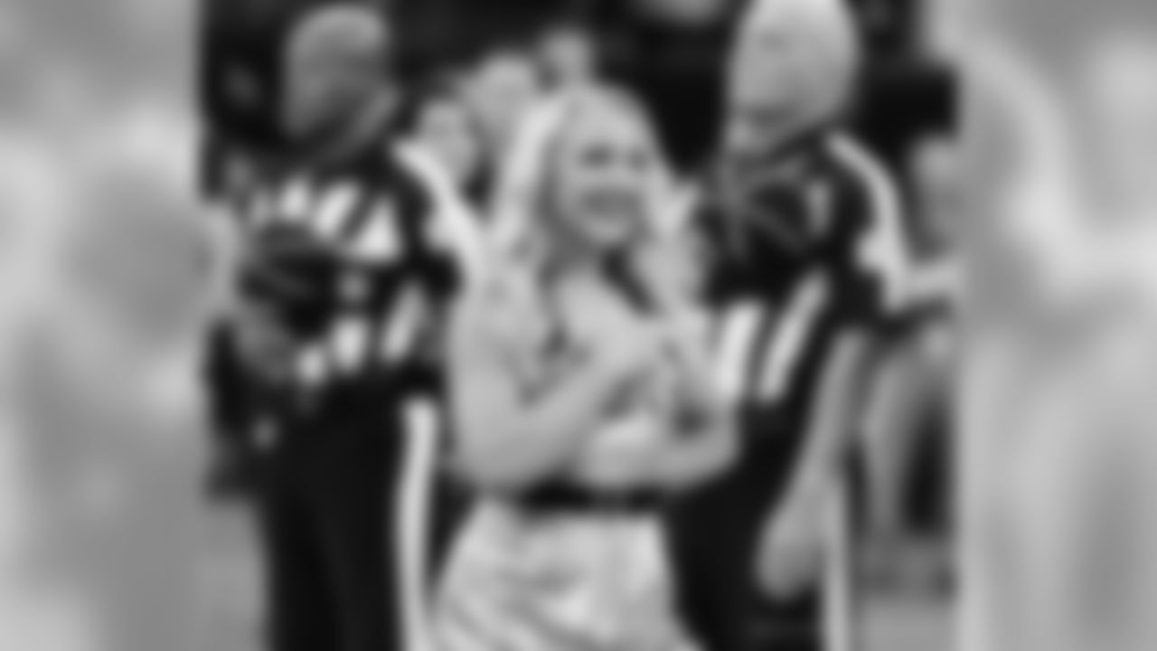Gallery_Faces_Saintsations_jennifer010419_13