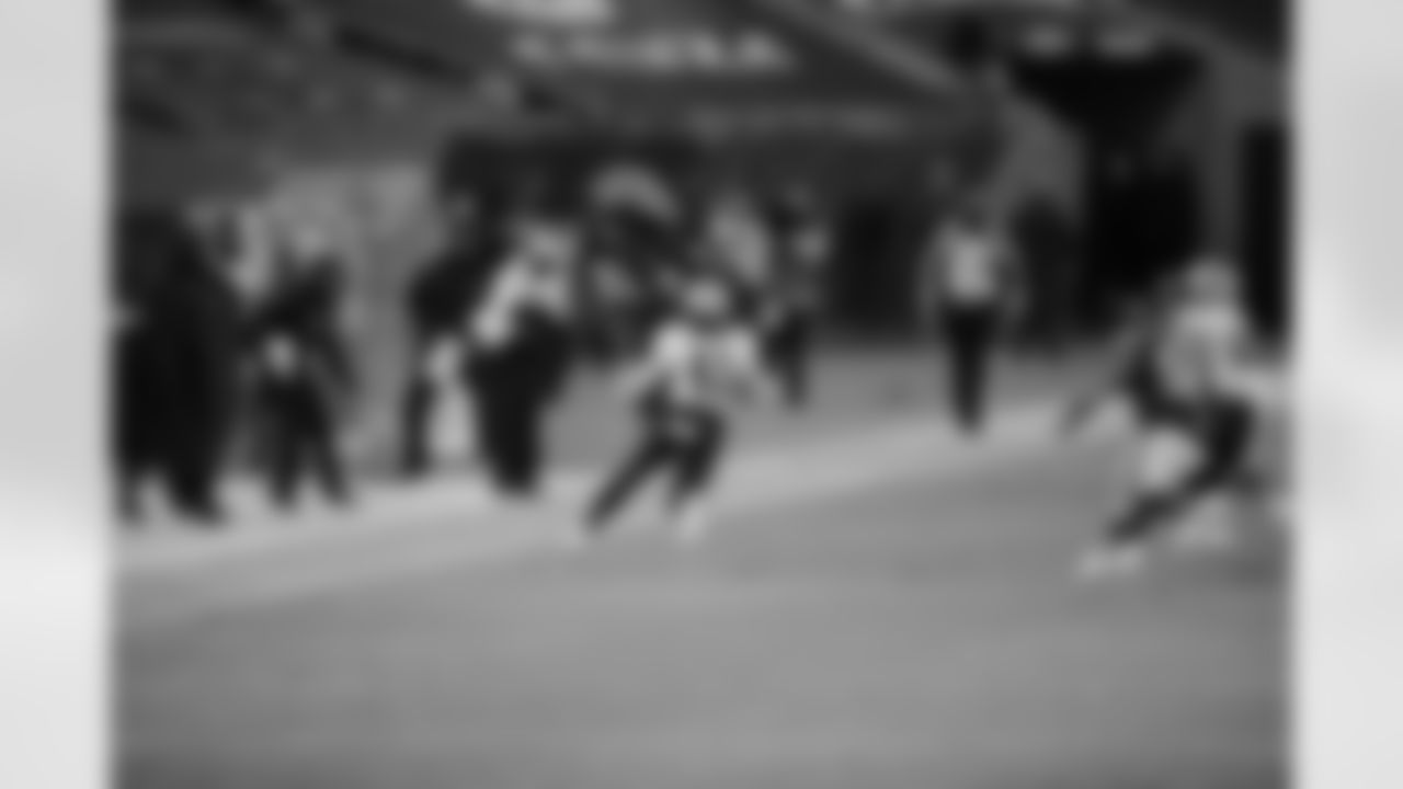 Game action photos from the New Orleans Saints at Chicago Bears matchup in Week 8 of the 2020 NFL season.