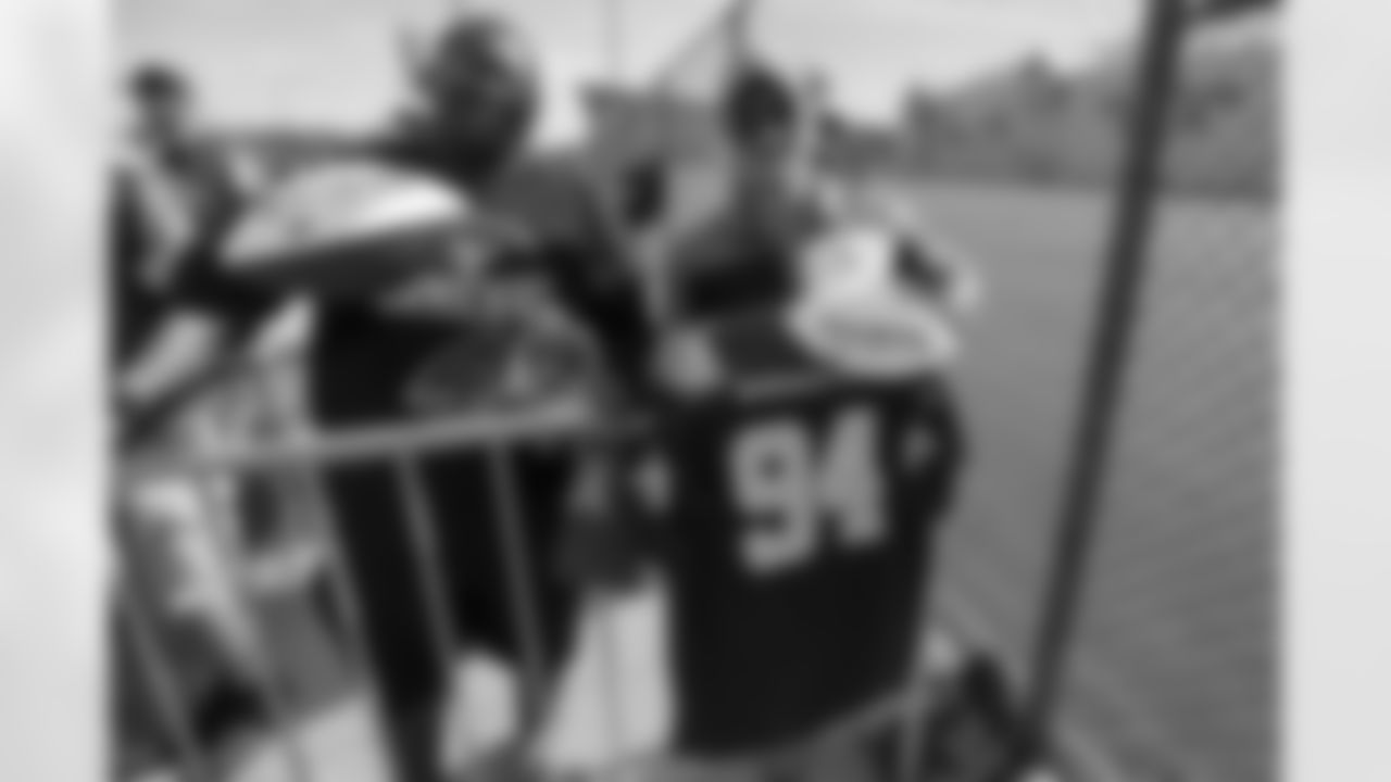 New Orleans Saints fans check out practice at 2022 Saints Training Camp presented by Rouses Markets on Wednesday, August 17 in Green Bay.