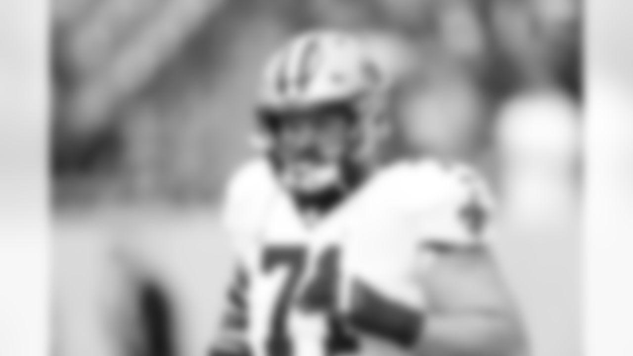 In the infamous 2017 Saints Draft, New Orleans selected Marshon Lattimore, Ryan Ramczyk, Marcus Williams, Alvin Kamara, Alex Anzalone, Trey Hendrickson, and Al-Quadin Muhammad.