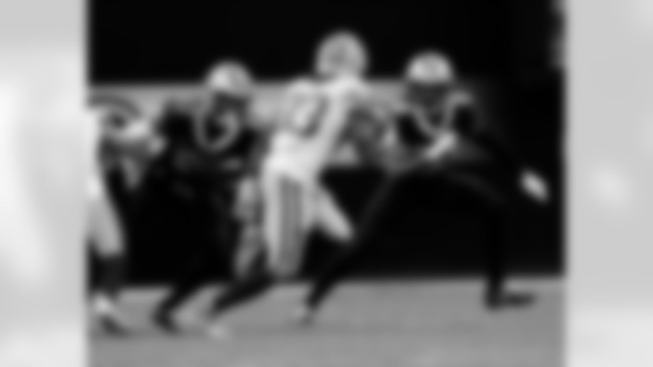 Game action photos from the New Orleans Saints vs. Green Bay Packers matchup in Week 3 of the 2020 NFL season.