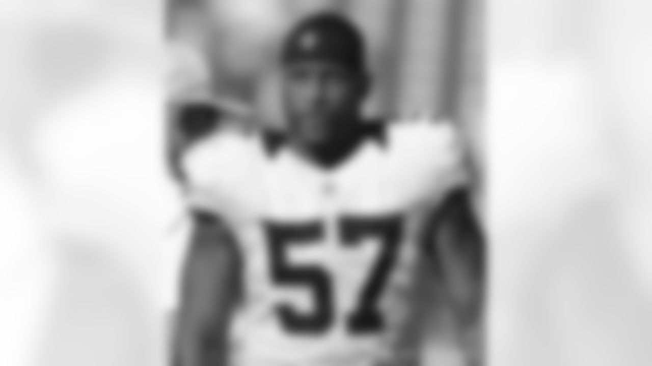 ILB David Hawthorne