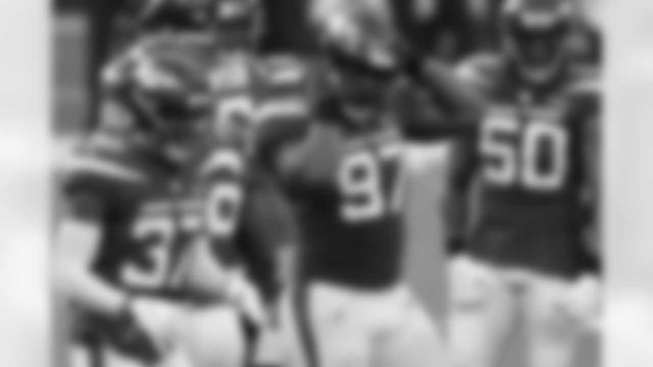 New Orleans Saints announced that they have agreed to terms with free agent defensive end Nathan Shepherd on Friday, March 17, 2023. Check out Nathan in action with the New York Jets during his NFL career.