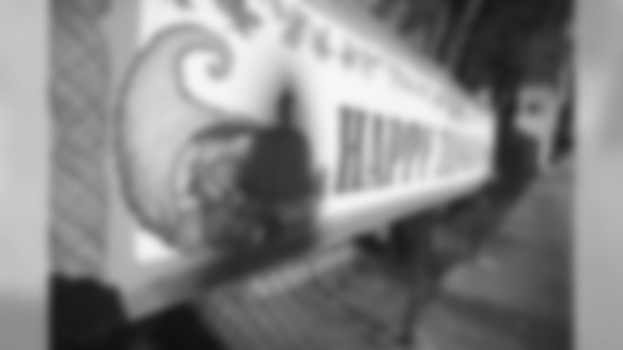 Gallery-Fans-2560-1440-0145