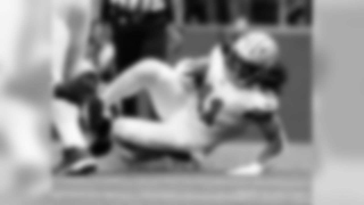 Game action photos of the New Orleans Saints taking on the Seattle Seahawks in week 3 of the 2019 NFL season.