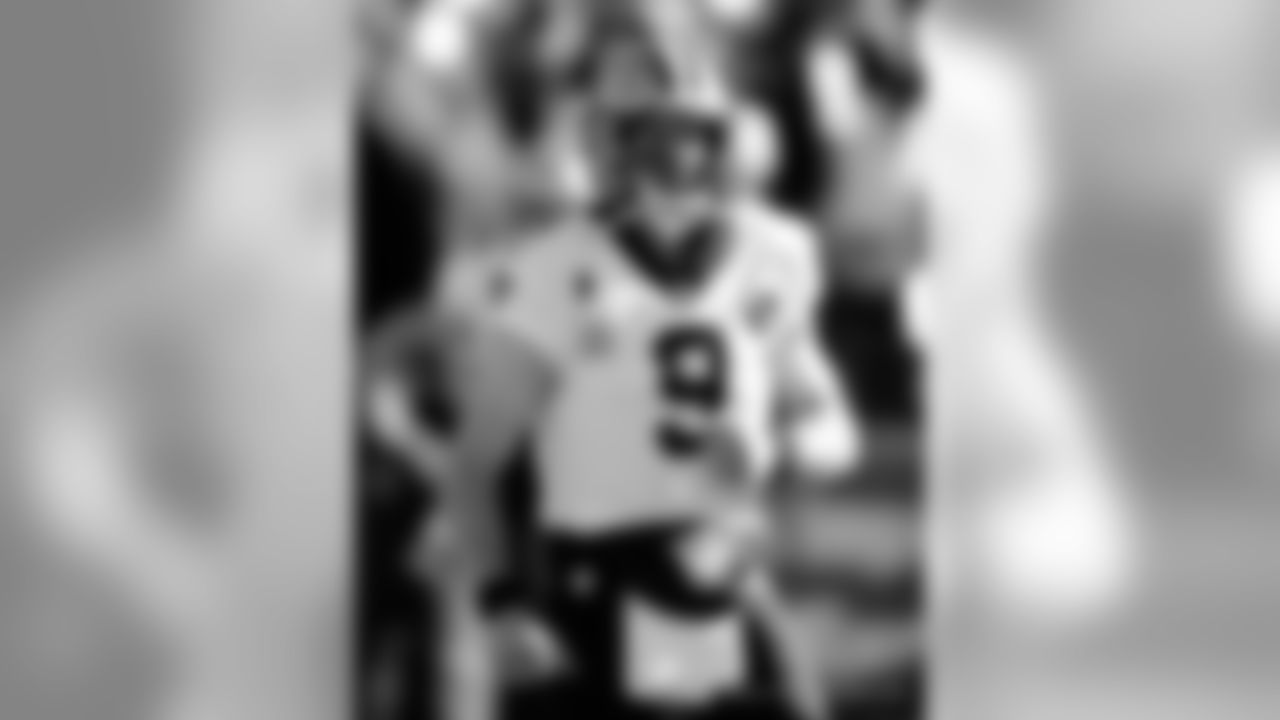 Gallery-Reg-Wk7-Saints-Ravens-Pregame-B-102118-022