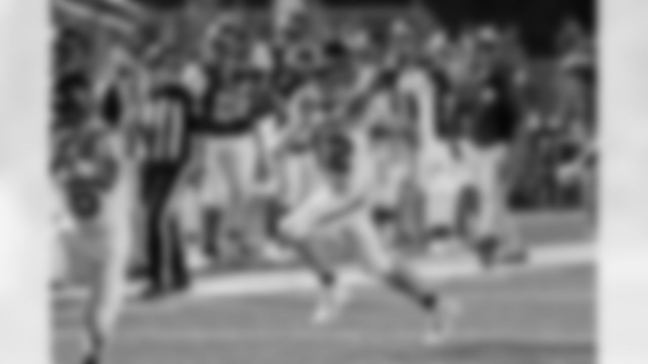 The Hurricanes of South Plaquemines celebrated their homecoming on Friday night as they hosted St. Charles Catholic for the Sanderson Farms Louisiana High School Game of the Month, but the visiting Comets unleashed a balanced air and ground attack to score in every quarter and notch a 40-14 victory.