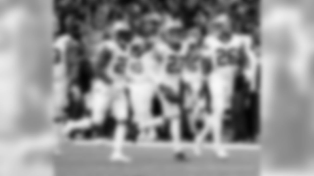 The New Orleans Saints and Minnesota Vikings battle it out in the Wild Card matchup at the Mercedes-Benz Superdome.