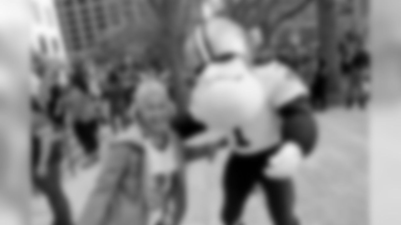 The Saints and Hancock Whitney hosted their Black & Gold Fan Fest on Monday in downtown New Orleans. Saints fans were able to win prizes, enjoy giveaways, visit with legend Garrett Hartley and get excited for Monday Night Football against the Indianapolis Colts.
