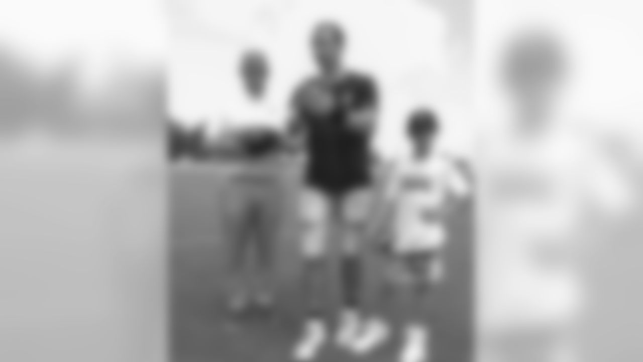 Gallery-John-Bel-Edwards-2660-1440-0375
