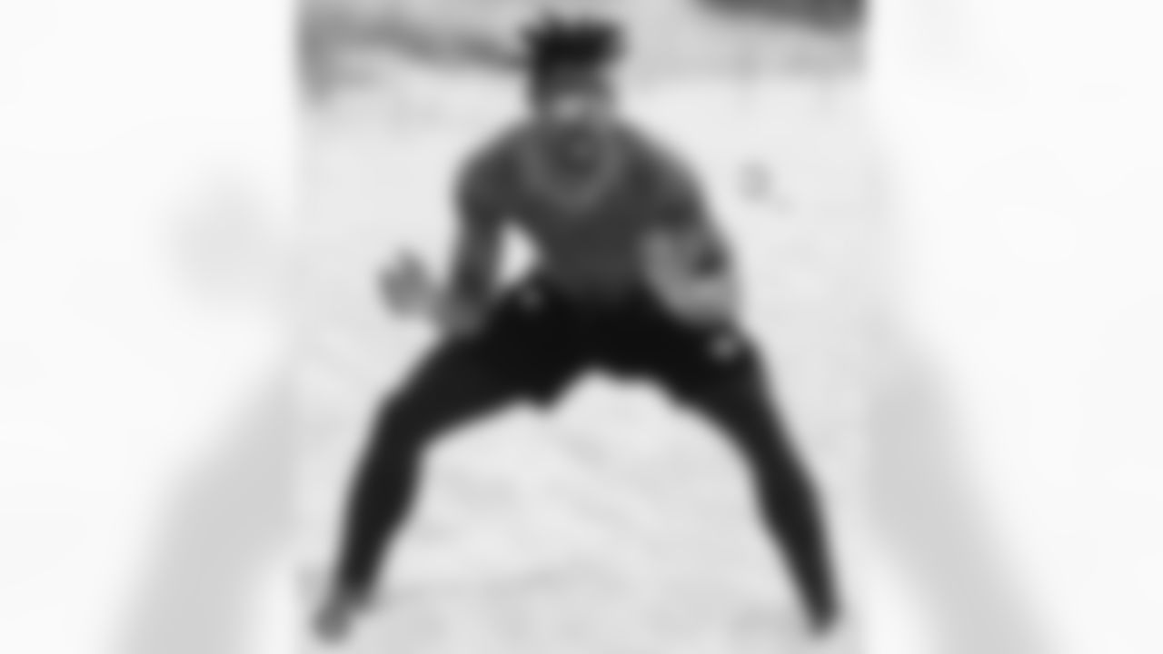 CJGJ: I'm blind to the hate.