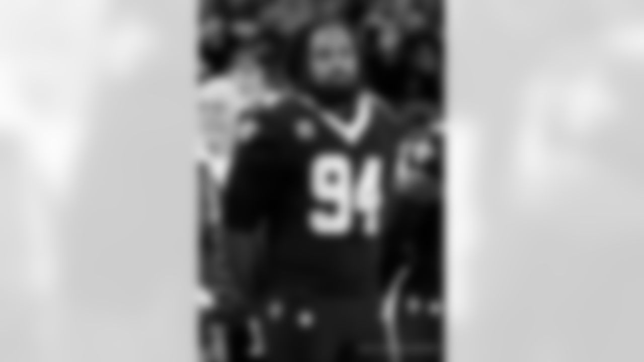 New Orleans Saints players and staff prepare for their Week 8 matchup against the Arizona Cardinals during the 2019 NFL season.