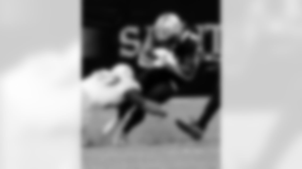 Check out photos of New Orleans Saints running back Alvin Kamara in action during the 2020 NFL season.