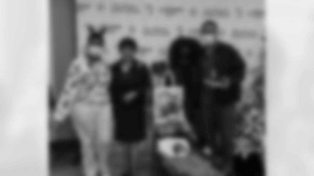 New Orleans Saints owner and Pelicans governor Gayle Benson attended Ochsner's Holiday Parade for children and their families currently in the hospital on Thursday, December 15 as part of her 2022 Month of Giving for the holiday season.