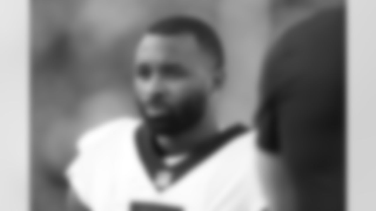Check out photos of New Orleans Saints wide receiver Jarvis Landry in action throughout the 2022 season.