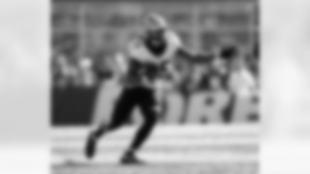 Check out the game action shots from the New Orleans Saints game against the New England Patriots in Week 5 of the 2023 NFL season\ including running back Kendre Miller (25)