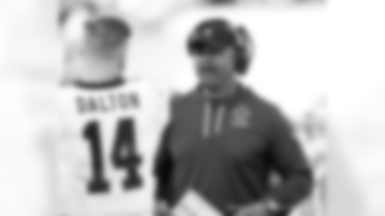 Check out the team arrivals and preparations from the New Orleans Saints ahead for their Week 12 matchup against the San Francisco 49ers.