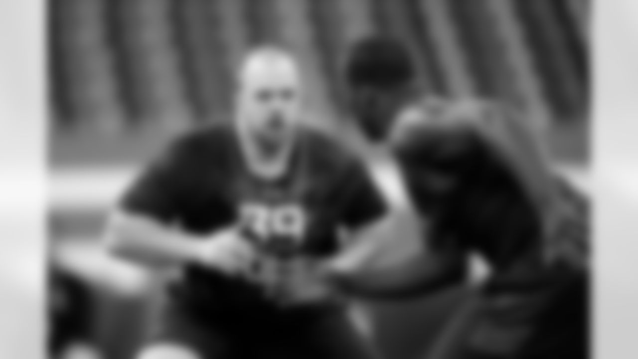 2. OG Mitch Morse, Missouri - 36 reps