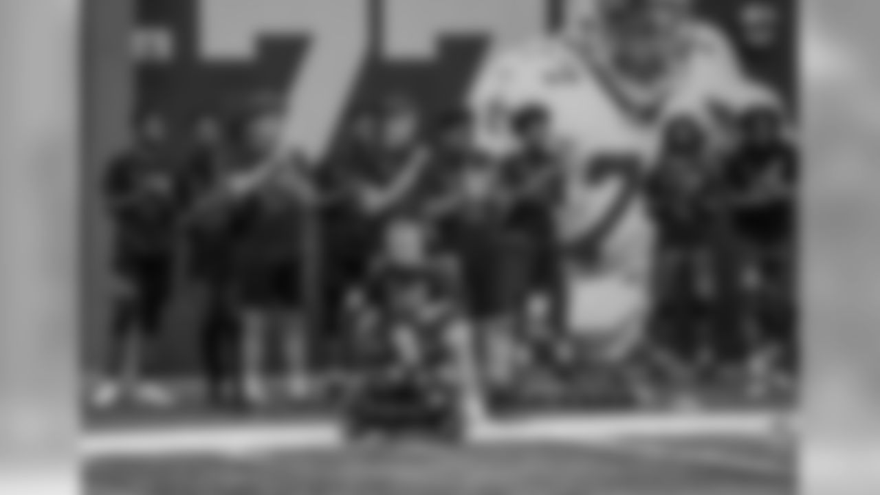 Gallery-AlvinKamara-Camp-060119_037