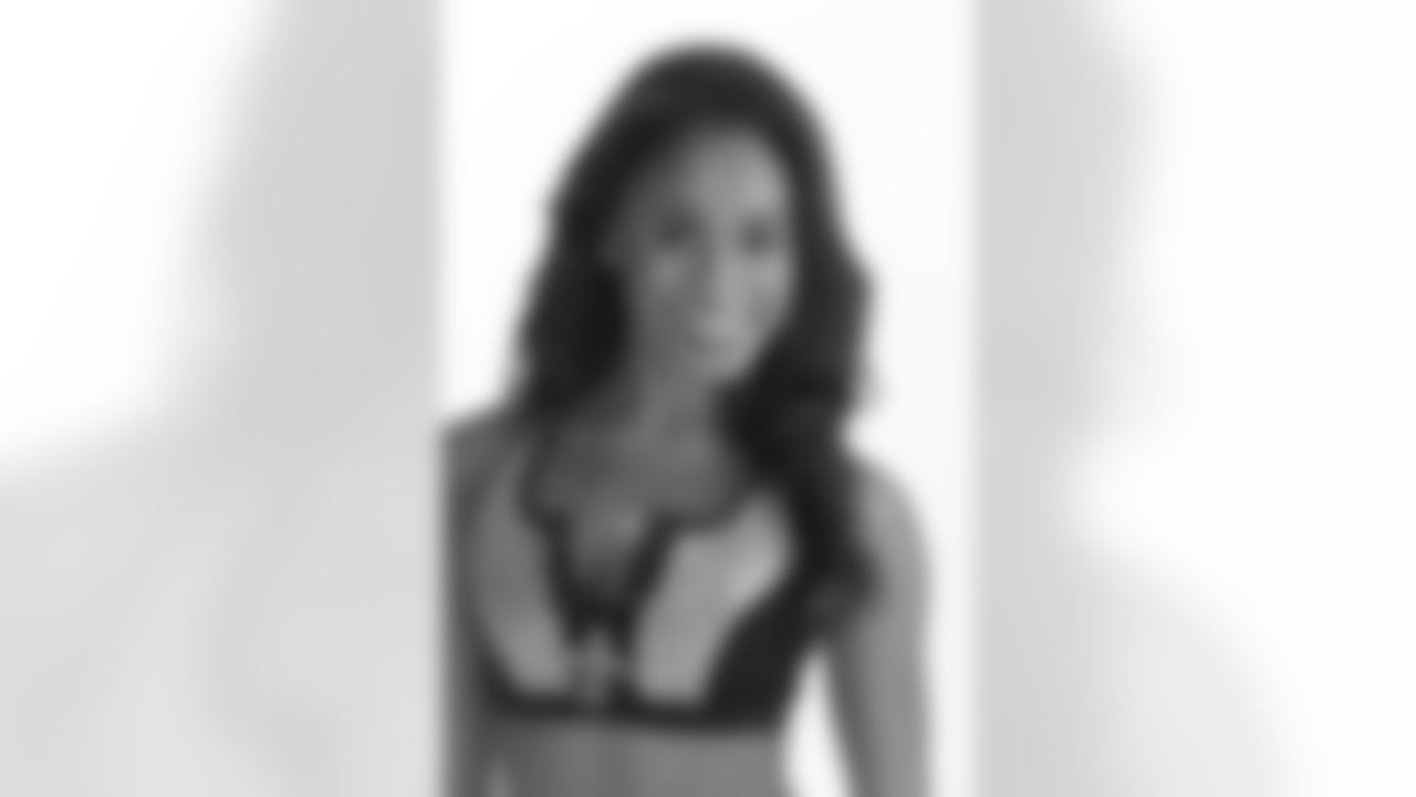 New Orleans Saintsation Lauren Marie