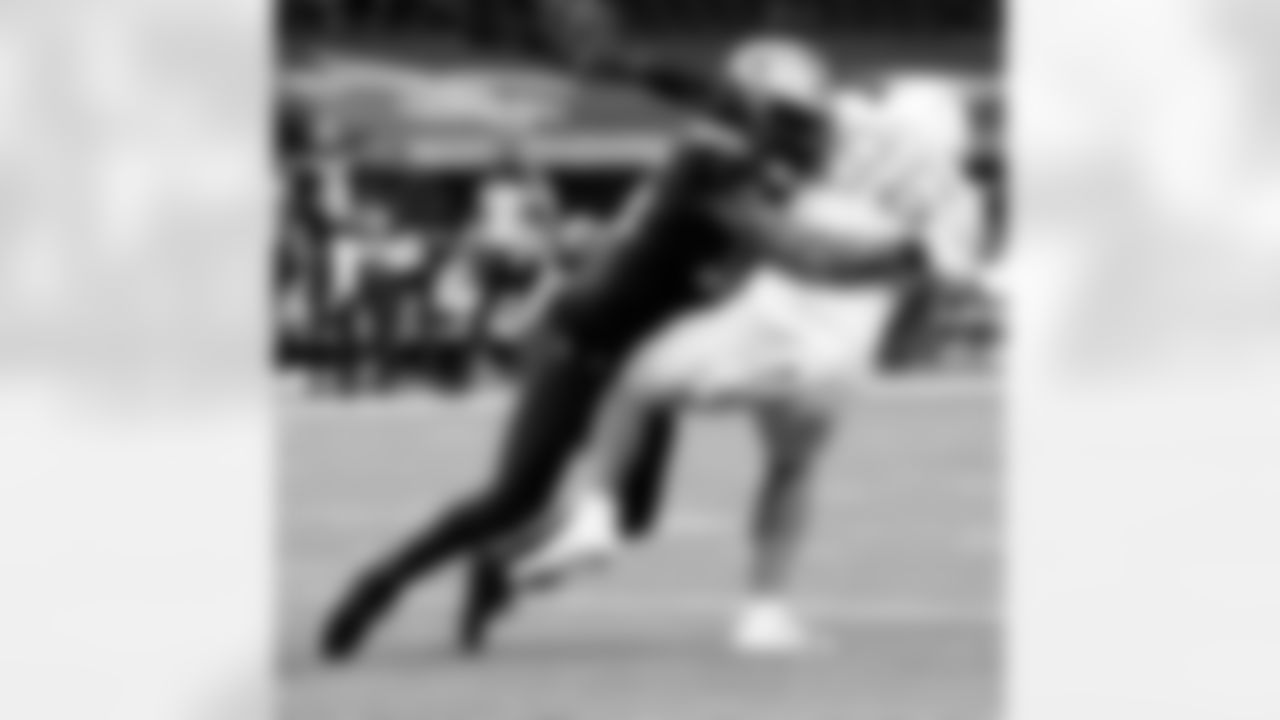 Game action photos from the New Orleans Saints vs. Los Angeles Chargers matchup in Week 5 of the 2020 NFL season.