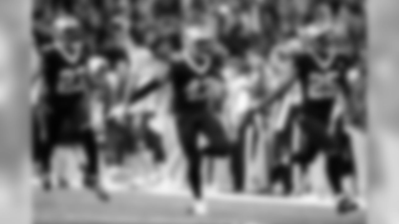Gallery-NOSLAR-WK9-110418-0354
