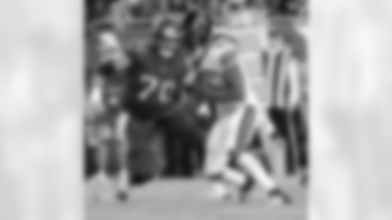 New Orleans Saints players in action during their 2022 Week 13 game against the Tampa Bay Buccaneers.