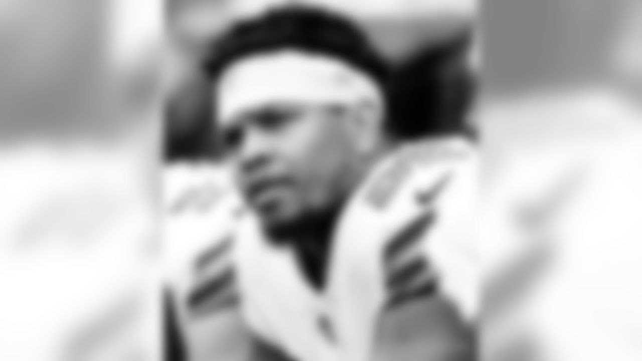 Game action photos of the New Orleans Saints taking on the Seattle Seahawks in week 3 of the 2019 NFL season.