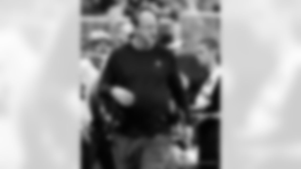 Gallery-NOATLWK3-Coach-2560-0046