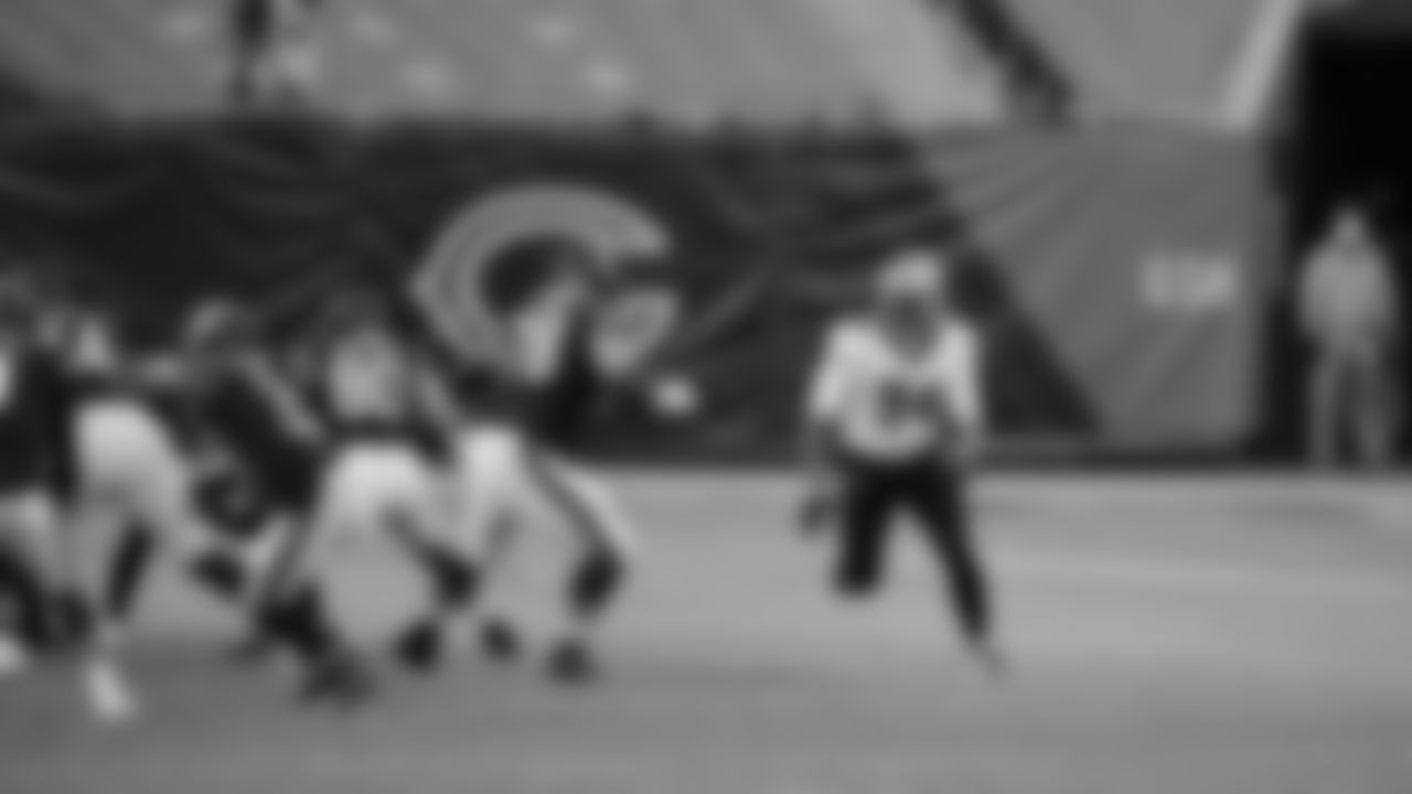 See the best moments from the Saints defense in the Week 8 match up against the Chicago Bears at Soldier Field.