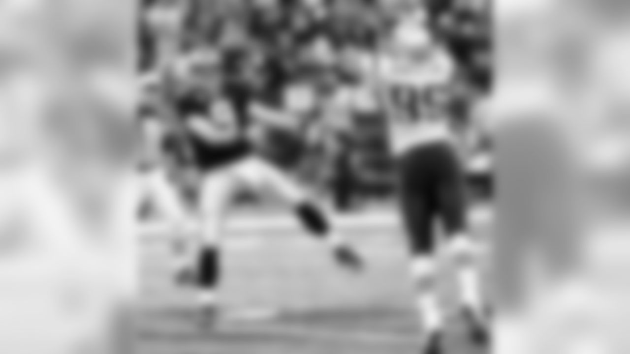 Saints vs Patriots Photo Gallery