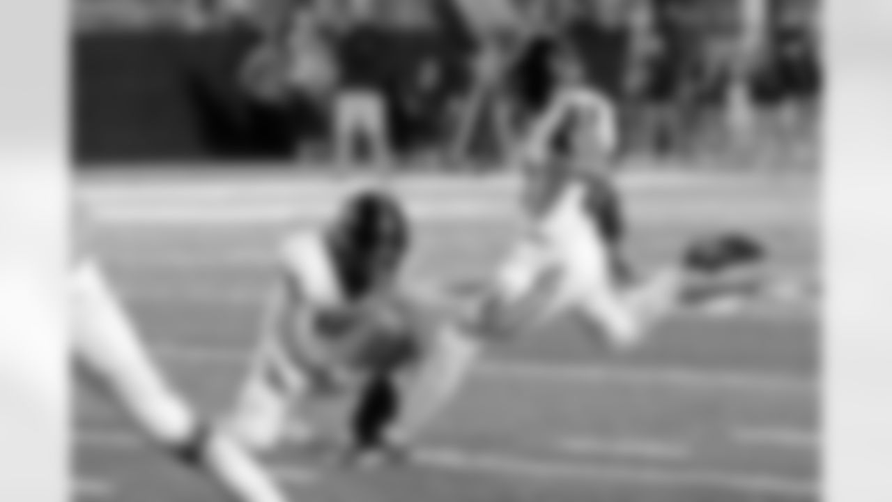 Our Sanderson Farms Mississippi High School Game of the Month featured a battle between Brandon High School and Oak Grove High School on Friday, October 23, 2020.The Oak Grove Warriors defeated the Brandon Bulldogs in their home conference game by a score of 36-28.