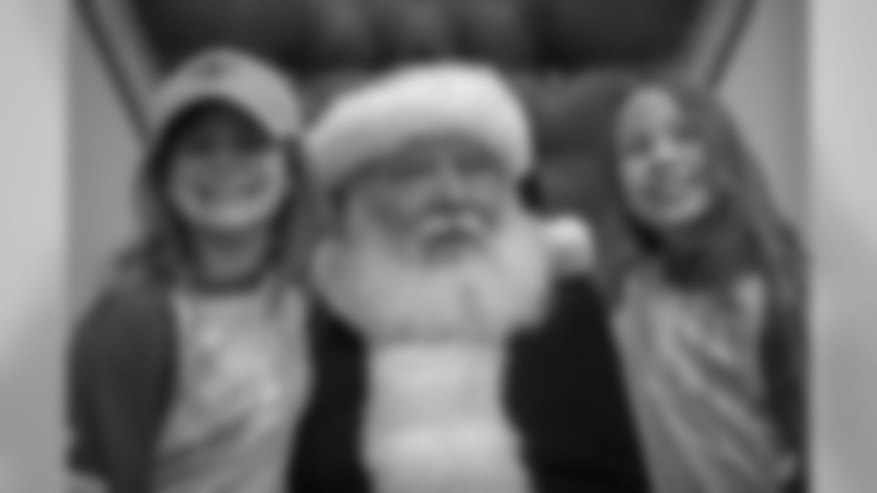 Gallery-Chevron-xmas-2560-1440-0575