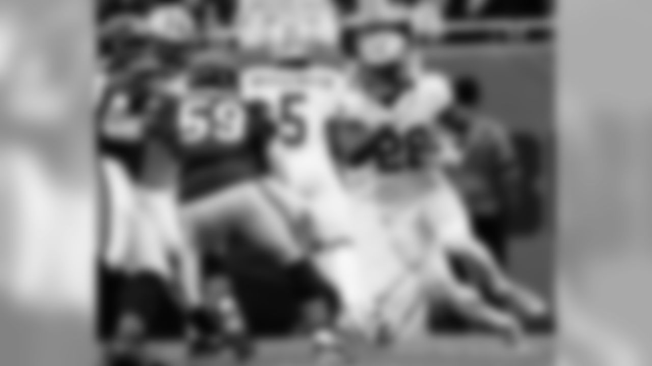 2nd gallery of game action photos from the New Orleans Saints win over the Chicago Bears in Week 7 of the 2019 NFL season.