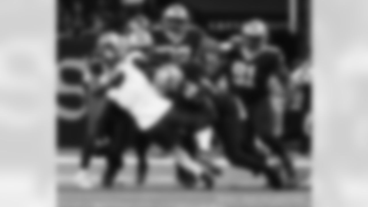 New Orleans Saints linebacker Demario Davis (56) in action during their 2022 Week 2 game against the Tampa Bay Buccaneers.