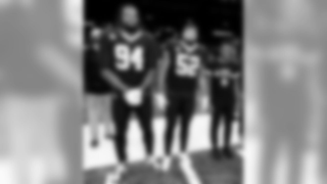 New Orleans Saints players and staff prepare for their Week 8 matchup against the Arizona Cardinals during the 2019 NFL season.