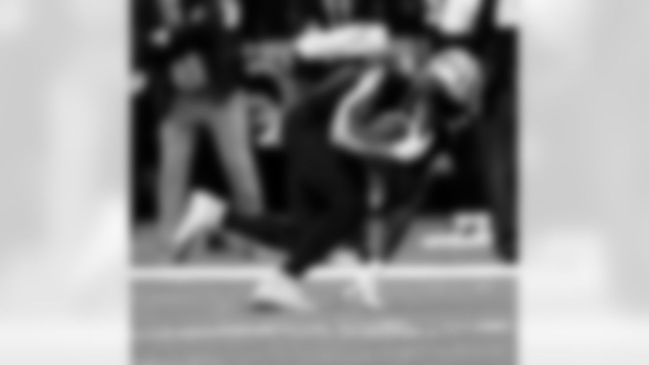 Game action photos from the New Orleans Saints vs. Green Bay Packers matchup in Week 3 of the 2020 NFL season.