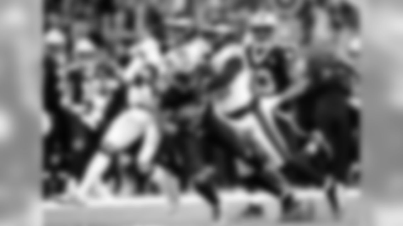 Saints 20 - Eagles 14 (W)
Divisional Game
Michael C. Hebert