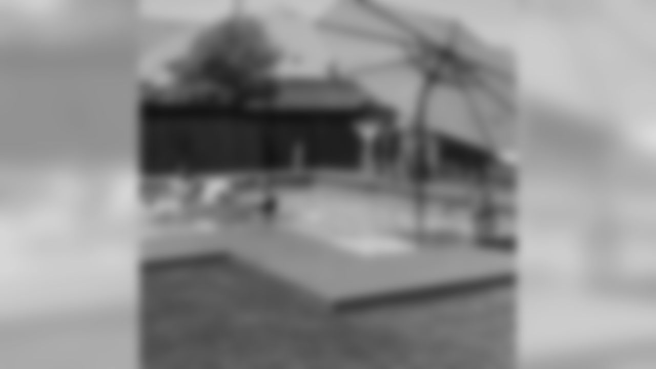 Craig Robertson: Pool day!