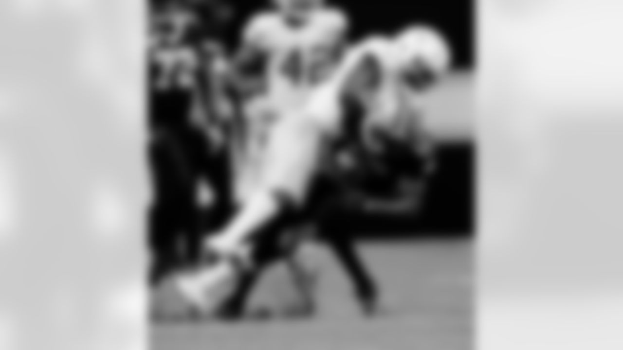Game action photos from the New Orleans Saints vs. Los Angeles Chargers matchup in Week 5 of the 2020 NFL season.