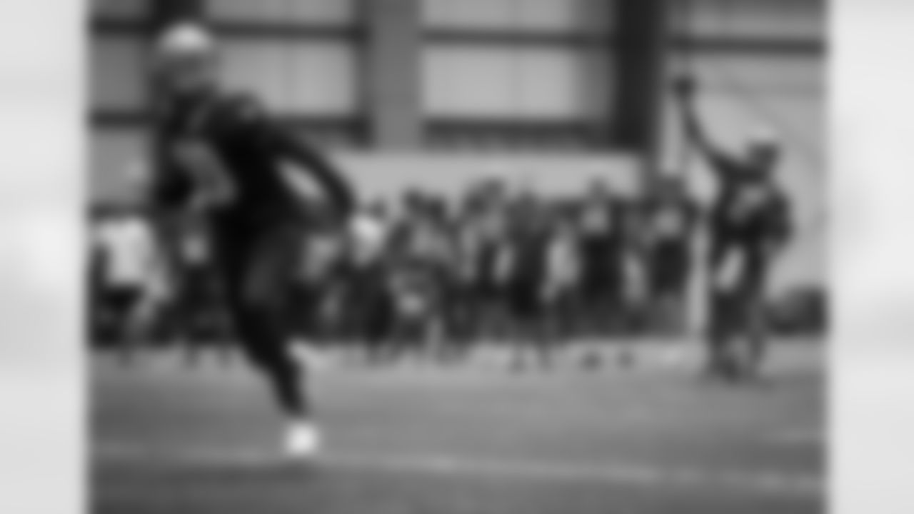 New Orleans Saints quarterback Jameis Winston practices completion drills at Day 3 of 2022 Minicamp at the Ochsner Sports Performance Center on Thursday, June 16, 2022.