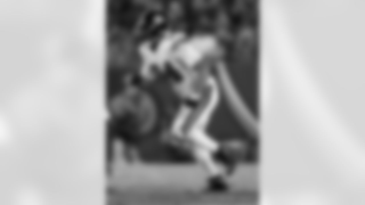 New Orleans Saints players in action during their 2022 Week 13 game against the Tampa Bay Buccaneers.