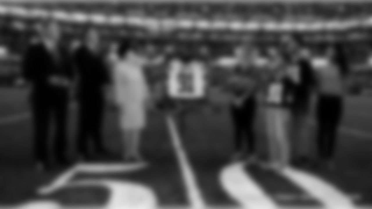 During halftime of the Saints vs. Buccaneers contest in Week 5, the Saints honored late defensive end Will Smith as he was inducted into the team's Ring of Honor.