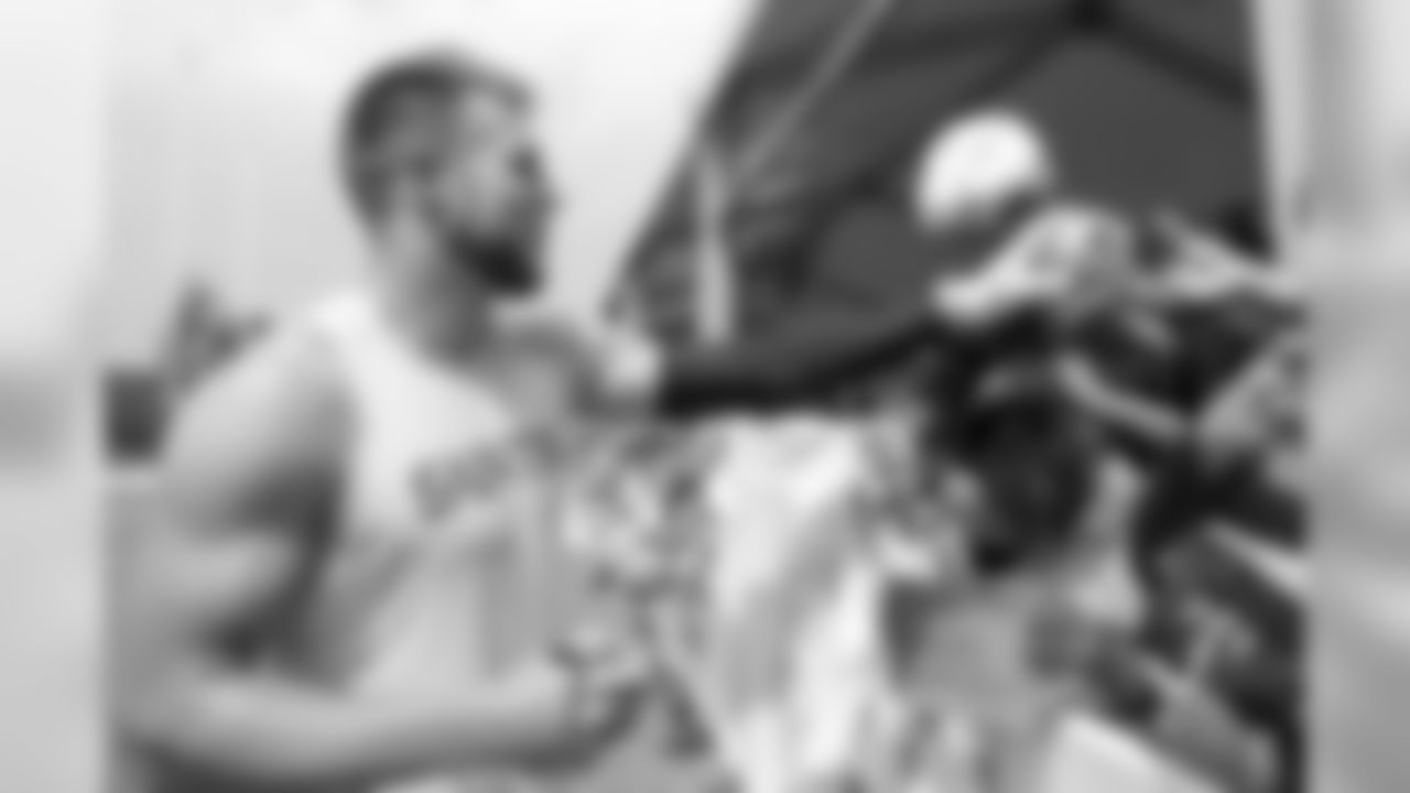 Gallery_TrainingCamp_Fams_08211903