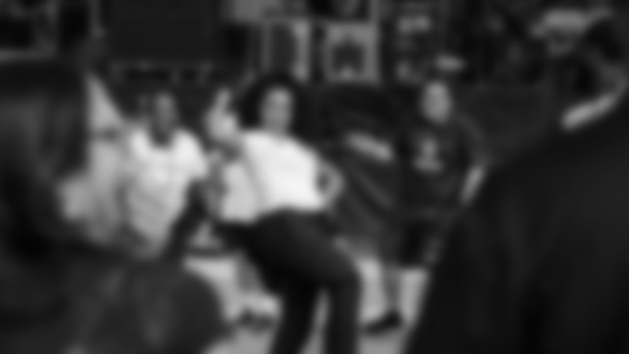 Gallery-18PreWeek2ChampSquare-2560-0008