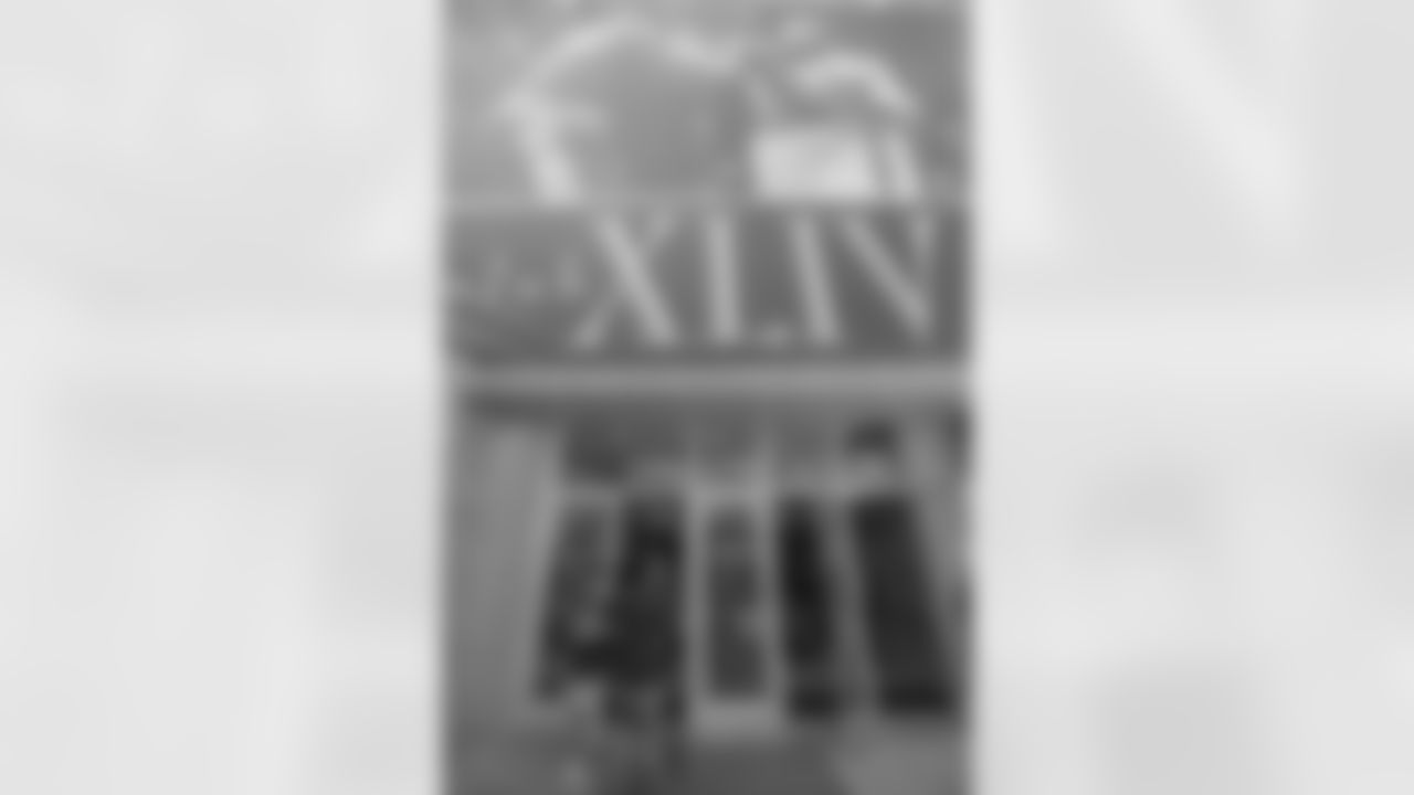 gallery-saintschampionssquare-2560-1440-091618-00119_1