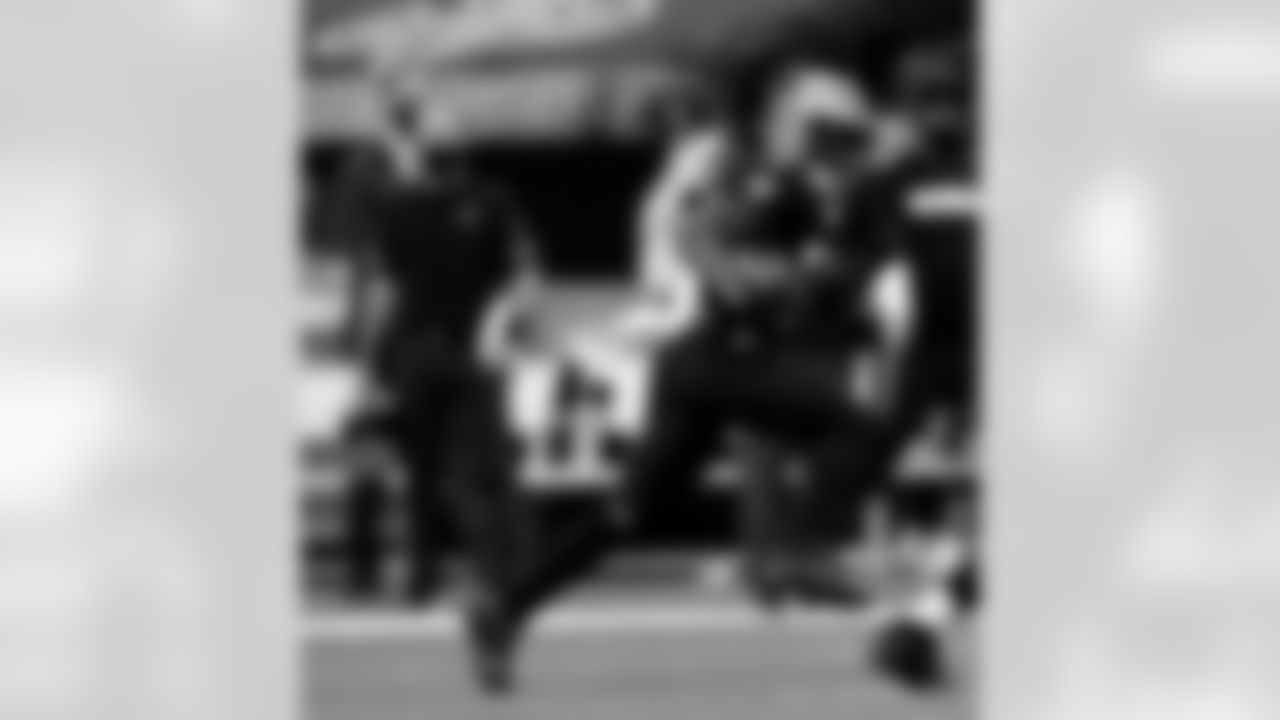 Check out photos of New Orleans Saints wide receiver Deonte Harris in action during the 2020 NFL season.