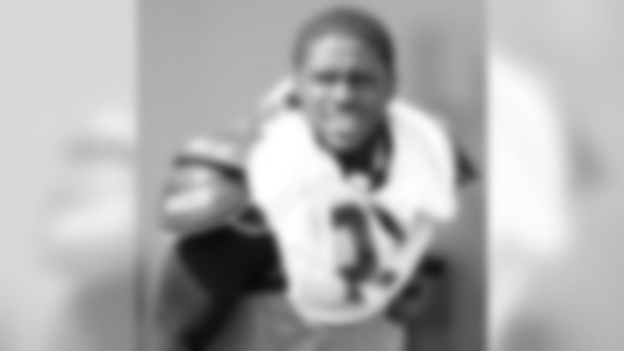 2010 Saints Training Camp in Metairie. August 7th Black and Gold Scrimage.