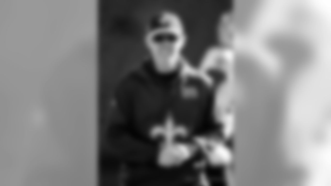 Gallery-Reg-Wk7-Saints-Ravens-Coaches-Staff-102118-021