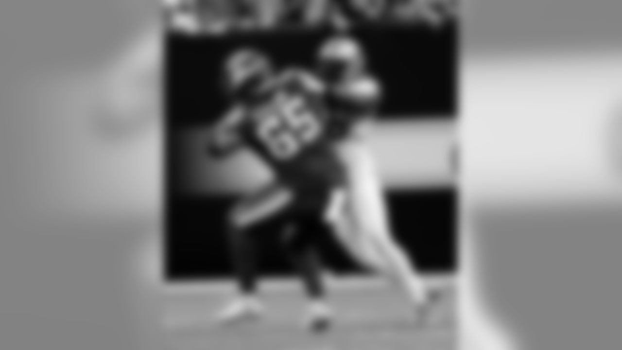 The New Orleans Saints and Minnesota Vikings battle it out in the Wild Card matchup at the Mercedes-Benz Superdome.